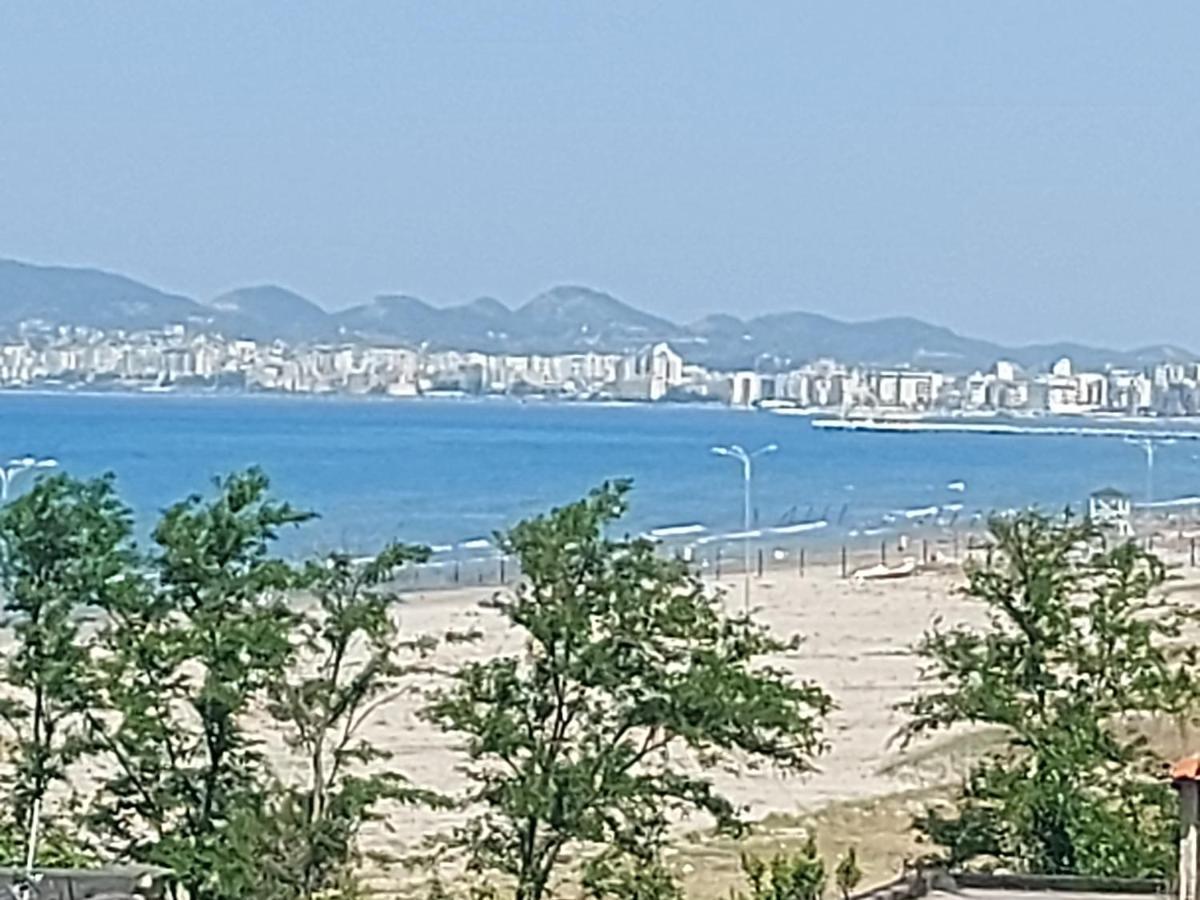Nm - Classic Apartment Durrës Eksteriør bilde